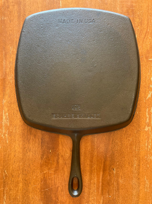 Birmingham Stove and Range 10" Skillet - Slight Wobble